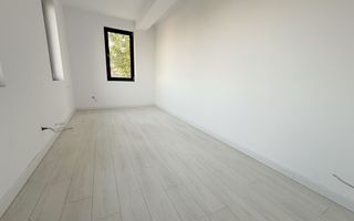 Casă spațioasă de vânzare – Sector 4, Metrou Aparatorii Patriei - Poză 5