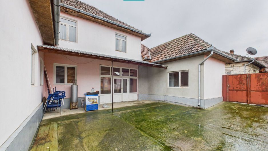 Casă modernă P+1, cu magazin, lângă orașul Sebiș - Poză 17