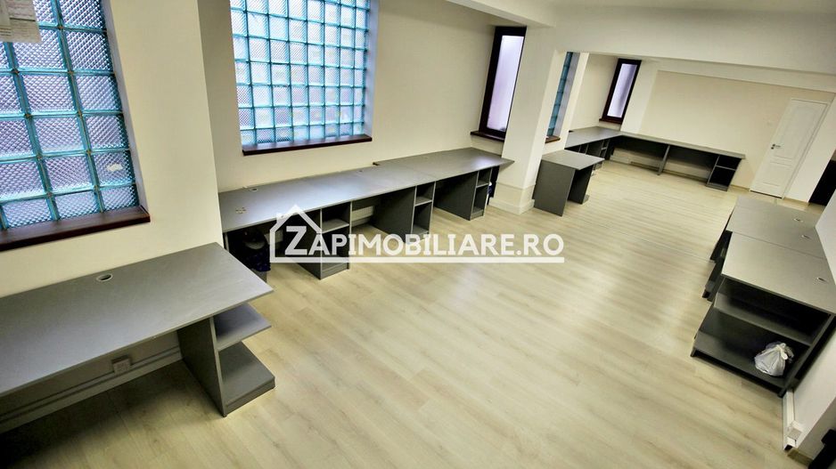Spatiu de birou 60mp. cu parcare,zona Centrală - Poză 7