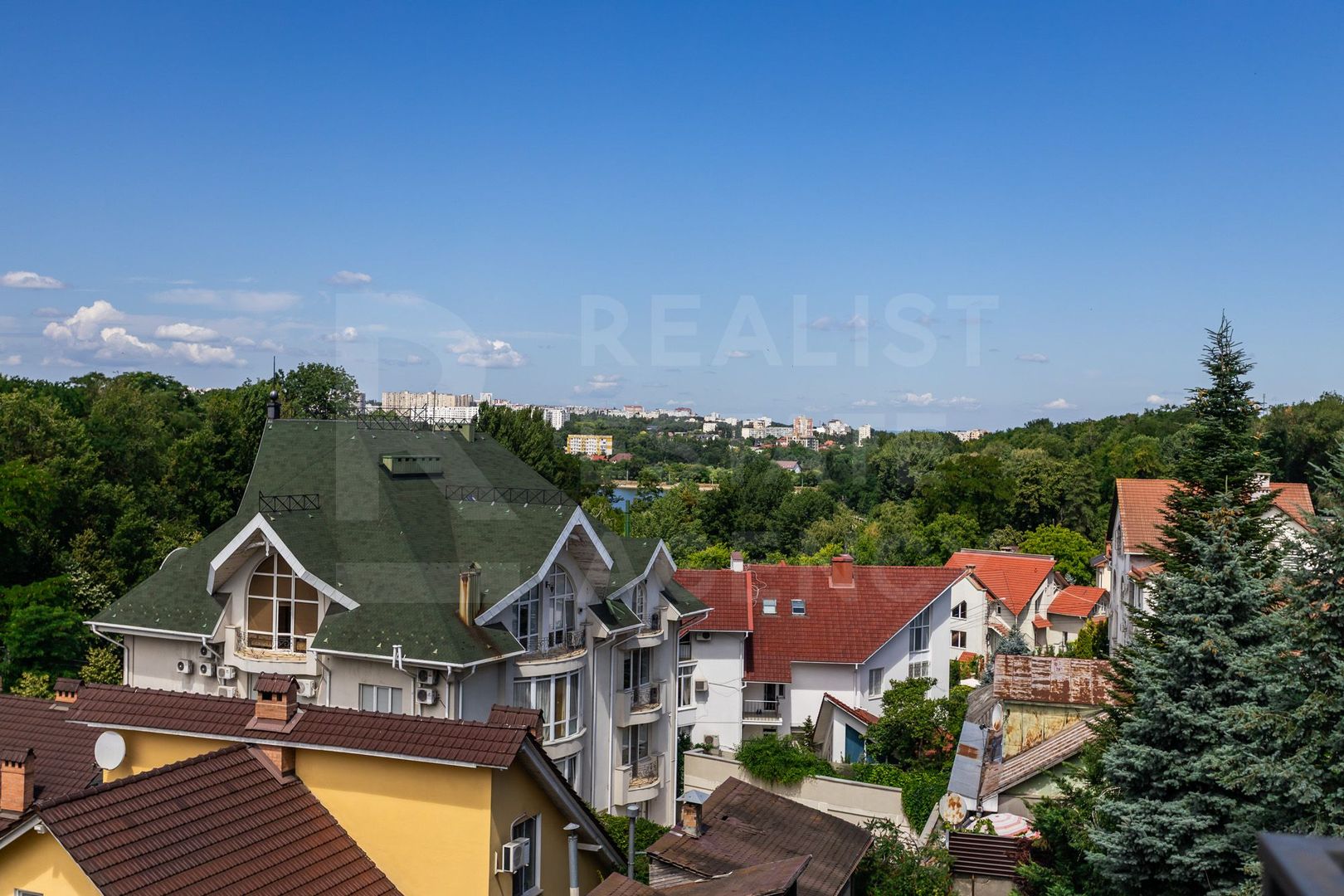 Chirie, apartament, 4 camere, str. Universității, Centru - Poză 29