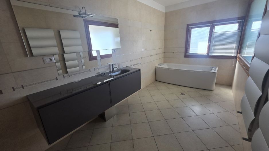 Vilă individuală 5 camere | Iancu Nicolae| British School & Mark Twain - Poză 13