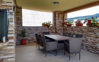 Casa de Lux 7 camere-270 mp-curte amenajata-teren 2312 mp-Salva - Poză 1