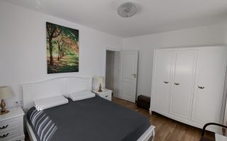 Apartament 3 camere 2 bai 70 mp utili terasa si parcare in Selimbar - Poză 9