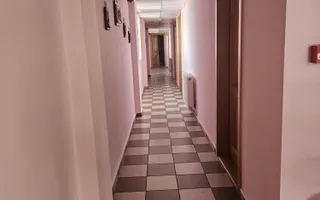 Pensiune 10 camere cu restaurant // teren 900 mp // Moieciu de Jos - Poză 40