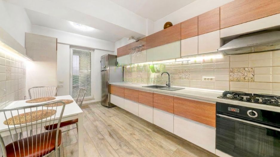 Penthouse cu terasă panoramică de 53 mp, garaj subteran – Sector 1,  an 2020 - Poză 16