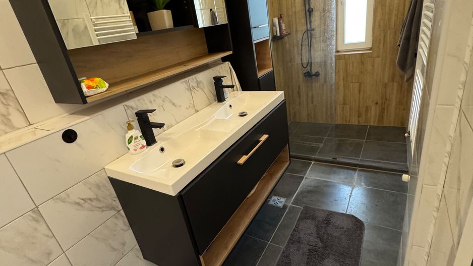 Giroc-Planetelor | Casa insiruita | 3 camere | Statie auto - Poză 14