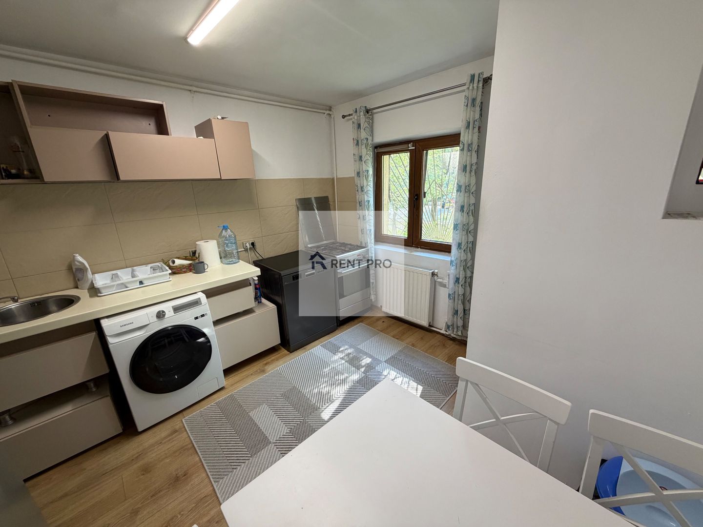 Apartament 2 Camere Spațios Drumul Sării Bloc Solid 1983 Reabilitat - Poză 9