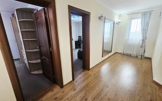 Vilă spațioasă Strejnicu S+P+1E+M, 8 camere, garaj, teren 595 mp - Poză 47