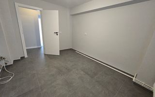 Apartament 3 Camere,  2 Bai, Etaj 1, Complet Renovat, Cetate - Poză 4