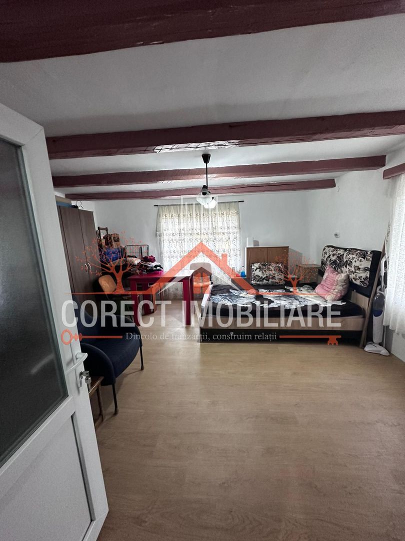 Casa de vanzare - Jelna - - Poză 7