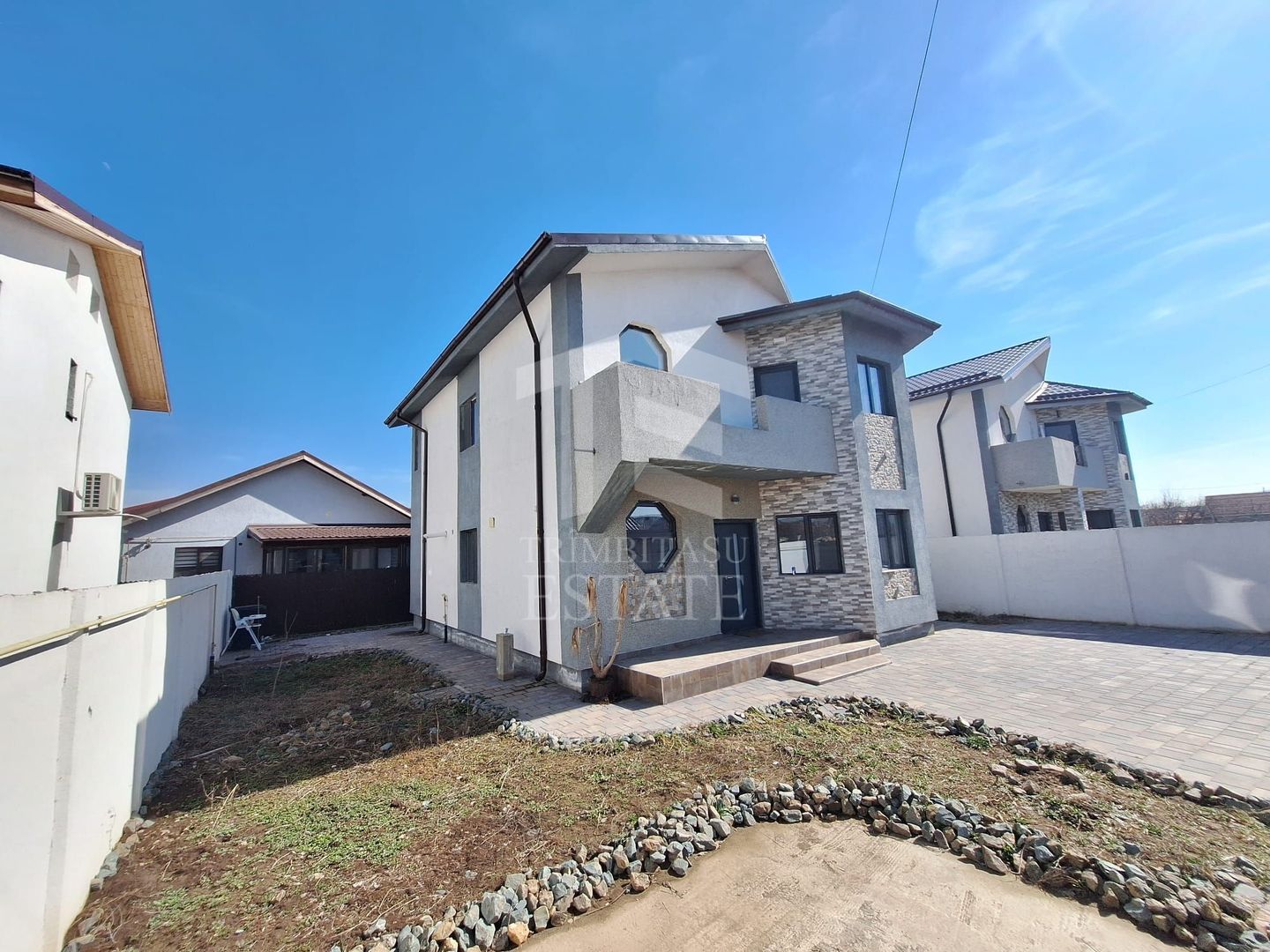 Vila Individuala Spatioasa  Parter+Etaj - LOT 266 mp - 3 Dormitoare - Poză 2