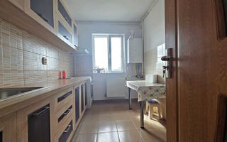 Apartament 3 camere de vanzare, decomandat, Aparatorii Patriei, Sect 4 - Poză 4