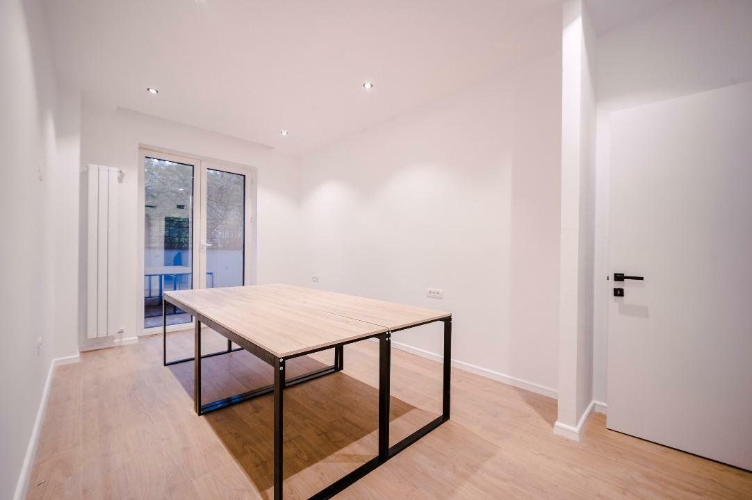 4 camere| terasă 40 mp| PIATA  VICTORIEI - Poză 3