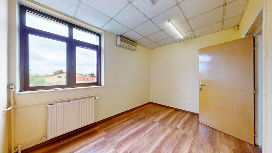 DAMAROAIA | Jiului | Chirie Casa 16 camere | 15 parcari + Metrou 900m - Poză 34