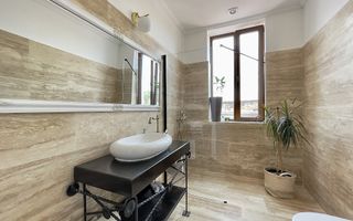 Apartament cu 3 camere Ultracentral - Poză 12