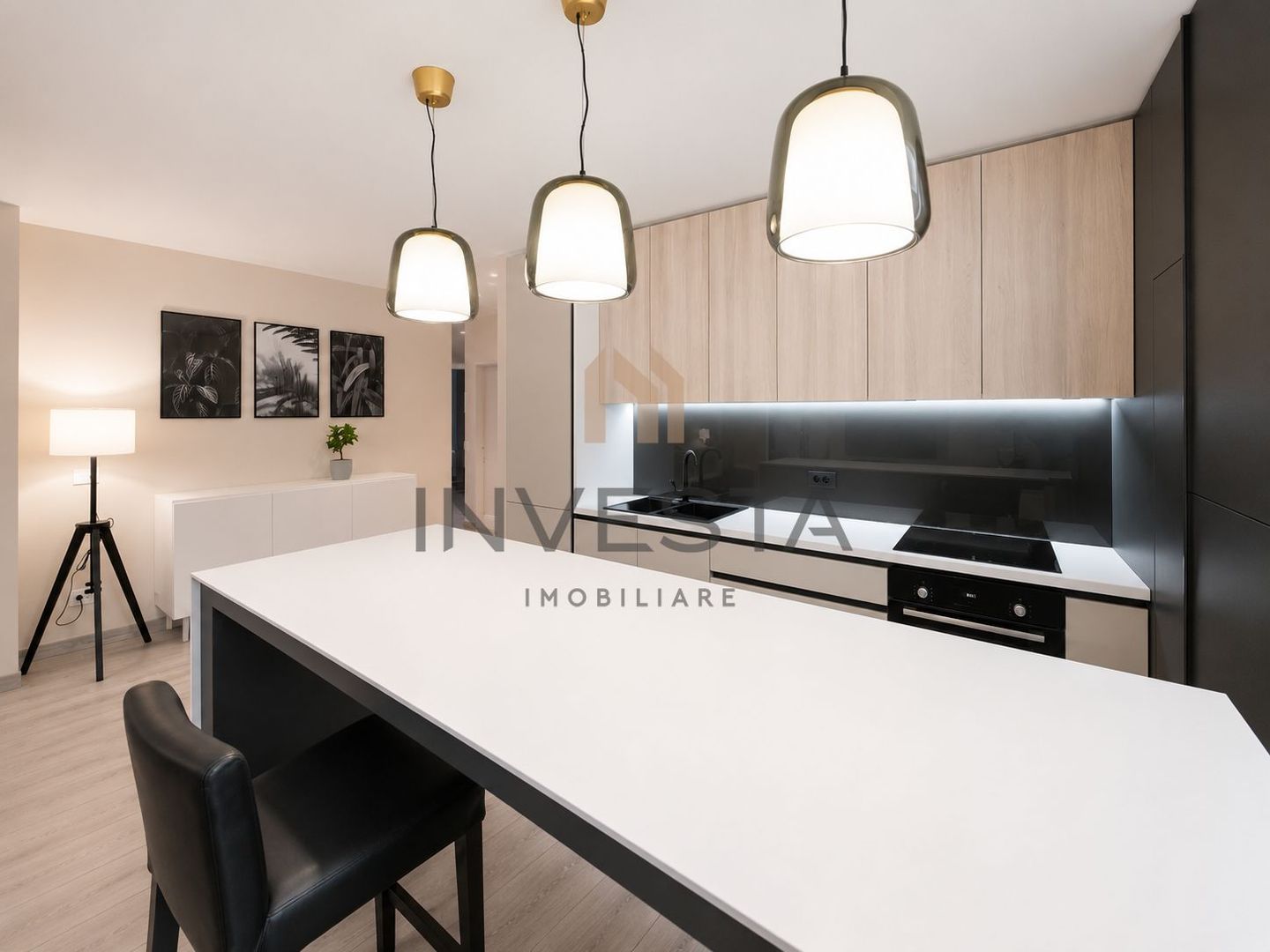 Apartament cu 3 camere si parcare de inchiriat in zona Andrei Muresanu - Poză 4