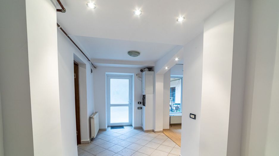 Apartament ultracentral la 1 minut de teatru - Poză 6