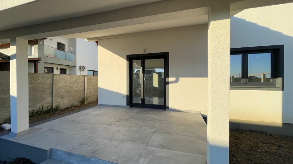 Duplex despartit prin camera tehnica - finisaje premium - Poză 19