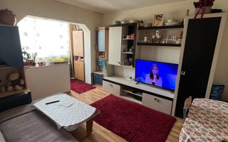 Apartament 3 camere decomandat – Micro 7 (vizavi Penny) - Poză 1