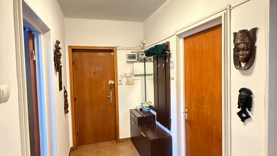 De vanzare 4 camere, curte exclusivă 250 mp, Str. Uruguay - Bucuresti - Poză 7