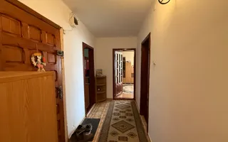 3 decomandate, etaj 2/4, centrala termica, Rovine - 145 000 Euro - Poză 13