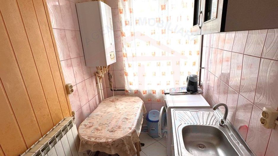 52.5oo euro, NEGOCIABIL, 3 camere, etaj 3 Micro19 - Poză 7