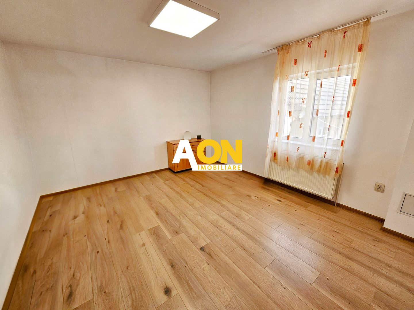 Casa 10 camere, 878 mp teren, toate utilitatile, Barabant - Poză 8