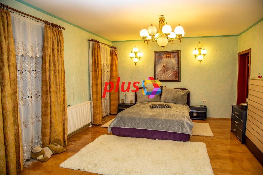 Conac cu piscina - 1810 mp - Poză 19