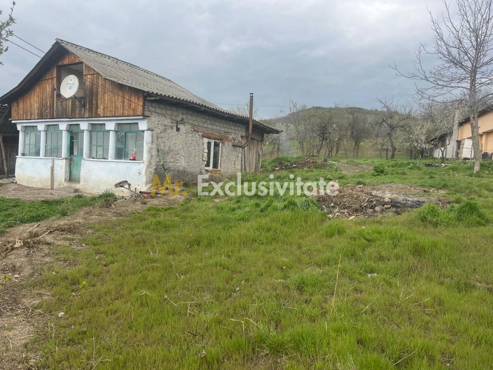 Teren intravilan 2.200 mp cu constructie existenta –Calinesti- Vranesti-Arges! - Poză 5