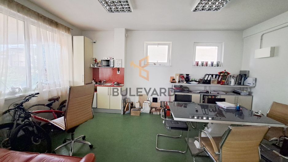 Spatiu cu acces stradal, 2 parcari, cartier Zorilor! - Poză 3