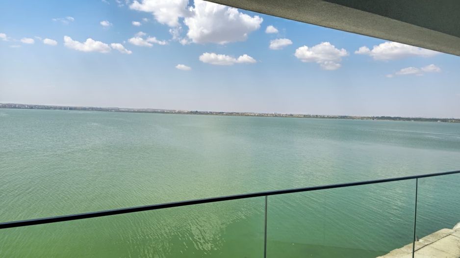 2 camere cu vedere frontala lac – Private Lake Mamaia - posibilitate esalonare - Poză 2
