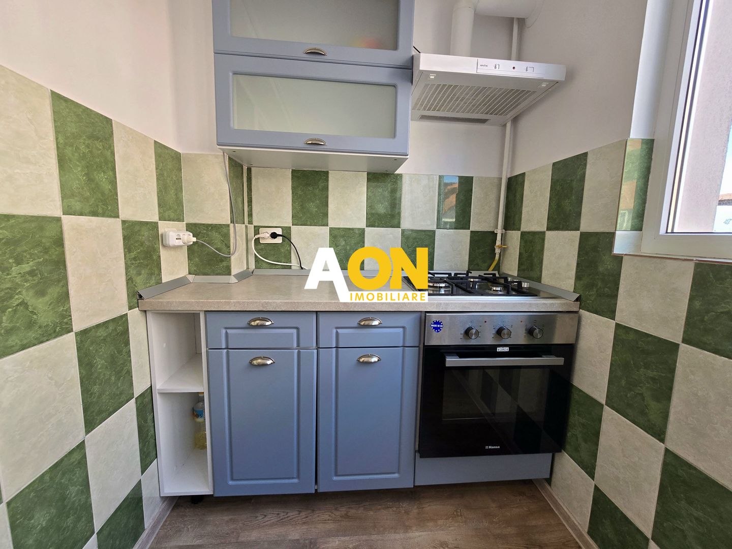 Apartament cu 3 Camere, Bloc Nou, Zona Centru - Poză 7