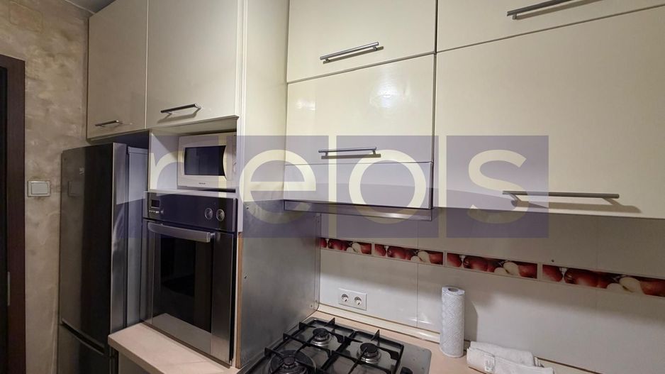 VANZARE 3 CAMERE | PIATA ROMANA | MOBILAT-UTILAT | 54MP | ETAJ 3 DIN 8 - Poză 13