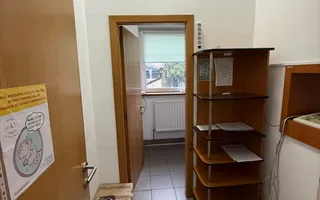 4 CAMERE DECOMANDAT--ETAJ 1--BLOC TIP VILA--PIATA UNIRII - Poză 12