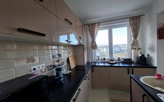 Apartament modern 3 camere 2 bai si 2 locuri de parcare in Selimbar - Poză 4