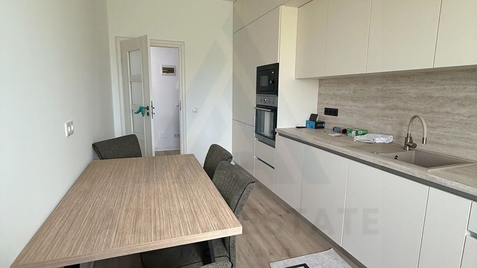 Apartament nou la prima inchiriere 3 camere 76mp utili boxa Selimbar - Poză 9
