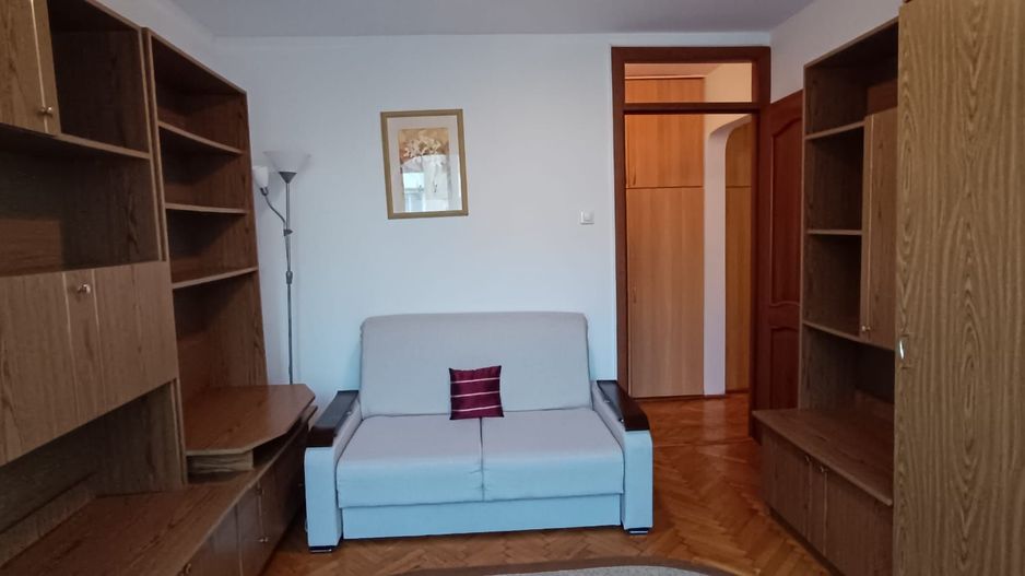 Apartament cu 4 camere in Tractoru-Independentei - Poză 7