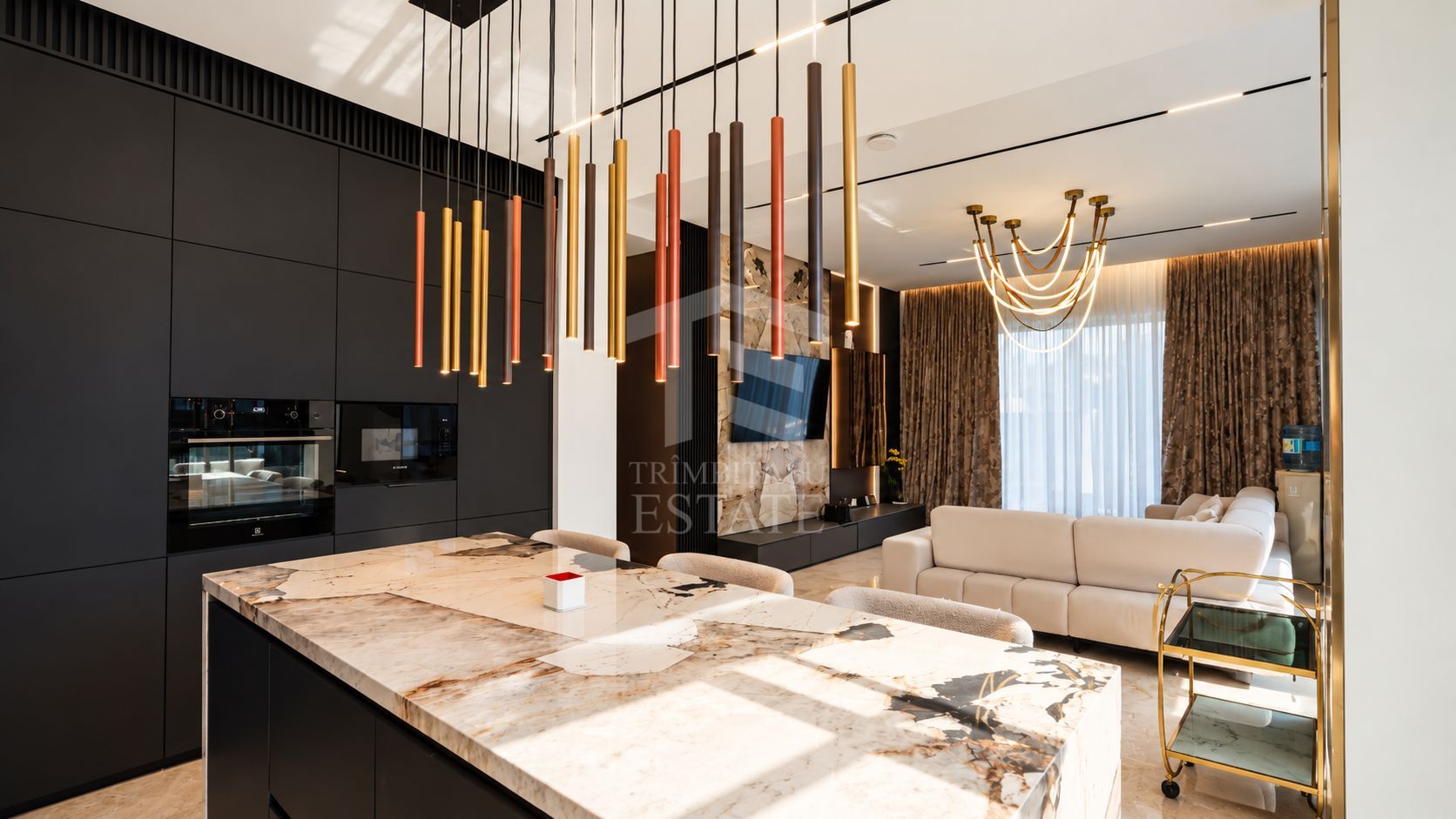 Casă spectaculoasă în Constanța | Design, tehnologie și confort - Poză 8