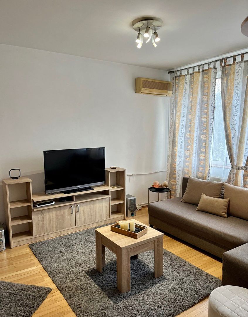 Apartament spatios metrou Unirii - Poză 1