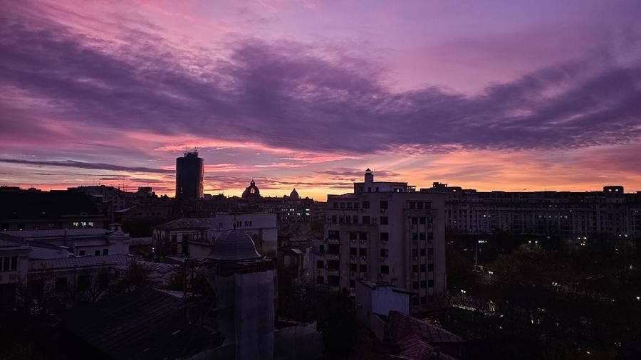 Penthouse ultracentral 4 camere, balcon panoramic, vedere Casa Poporului - Poză 11