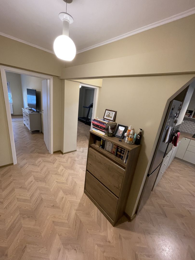 Piața Sf. Gheorghe | Decomandat | Renovat | Centrală proprie | Boxă 16 mp - Poză 3