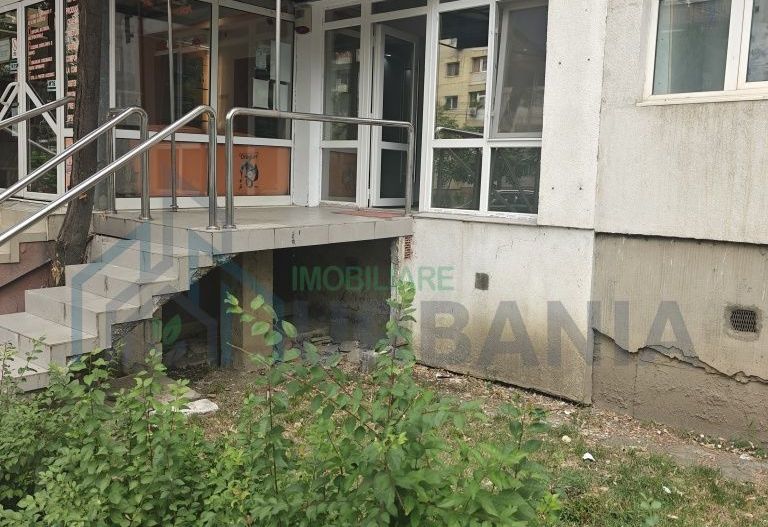 Spațiu comercial de vânzare pe Bulevardul Alexandru cel Bun - Poză 1