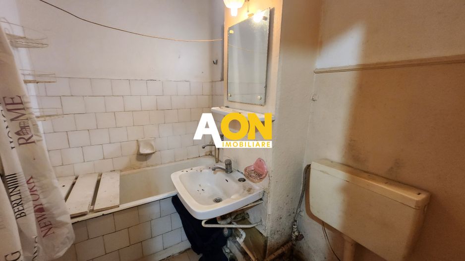 Apartament 3 camere, etaj intermediar, Cetate - Poză 6