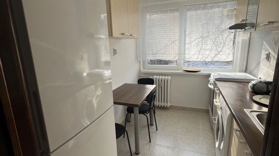 AP. 2 CAMERE PARC IOR, BLOC REABILITAT, BUCATARIE INCHISA, METROU - Poză 2