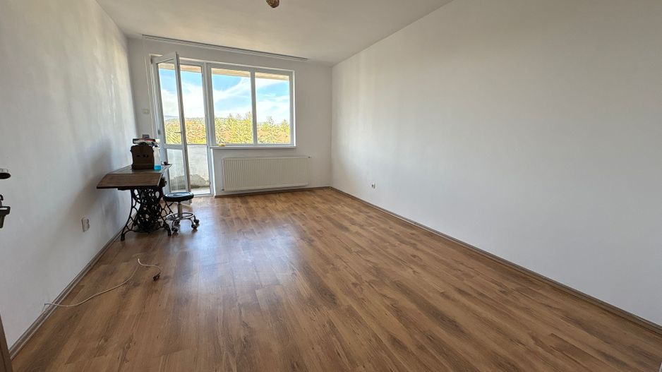 Apartament 2 camere 49 M² + balcon 10 M² cu priveliste Simeria - Poză 2