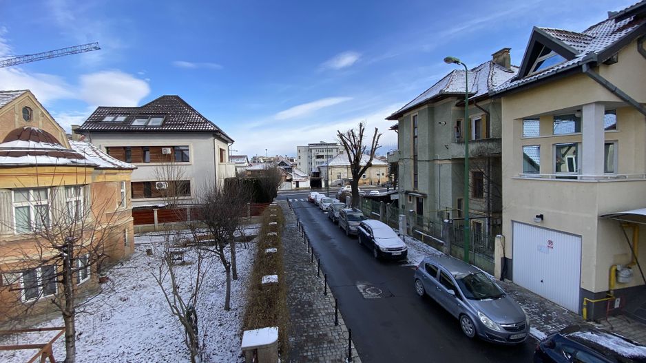 Proprietate de Vânzare în Centrul Brașovului | Strada Aninoasa | 500 mp utili - Poză 9