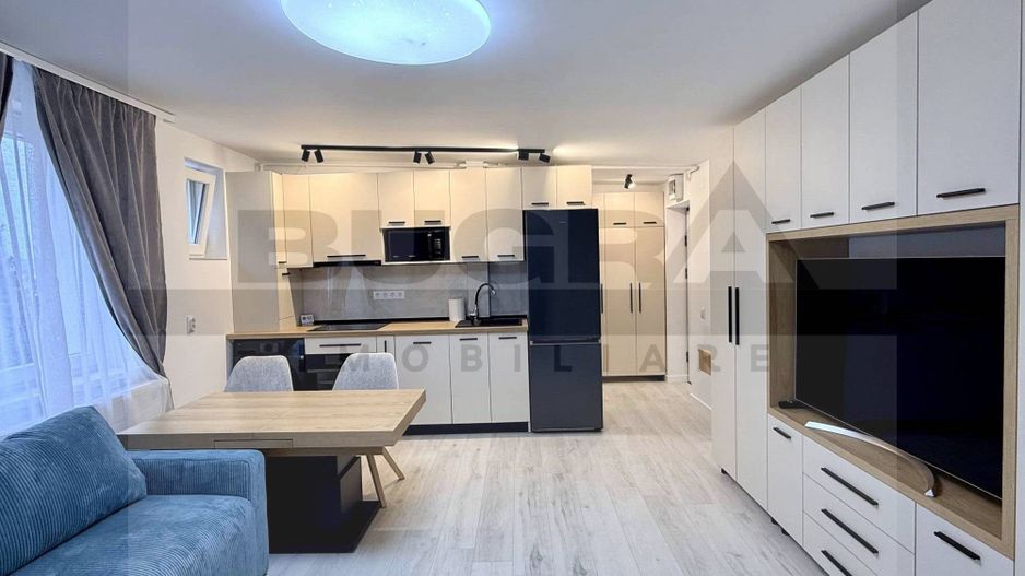 Apartament de 3 camere, 42mp, Ultrafinisat, Gheorghieni - Poză 2