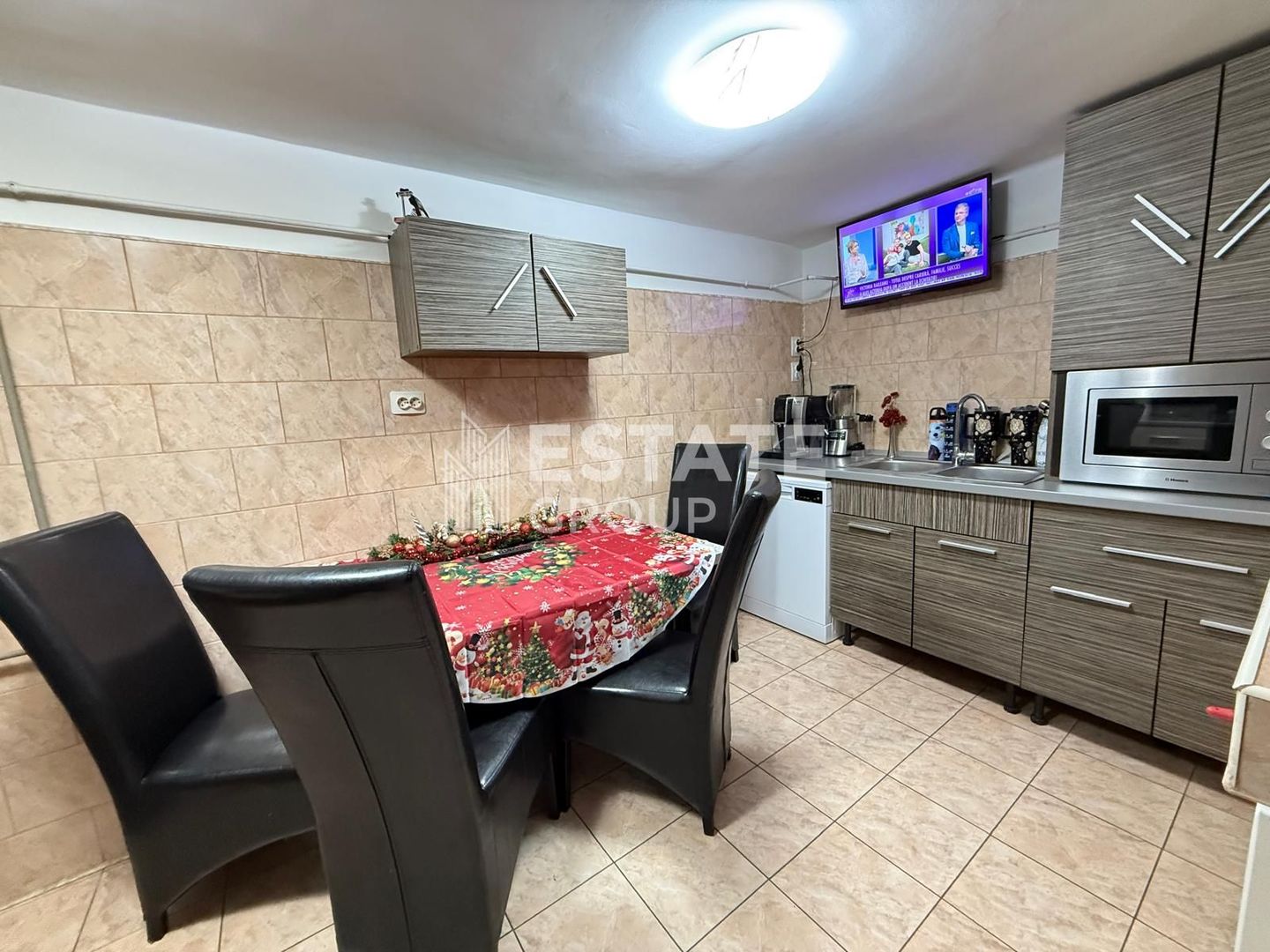 Casa individuala 5 camere plus anexe, zona Girocului - Poză 3