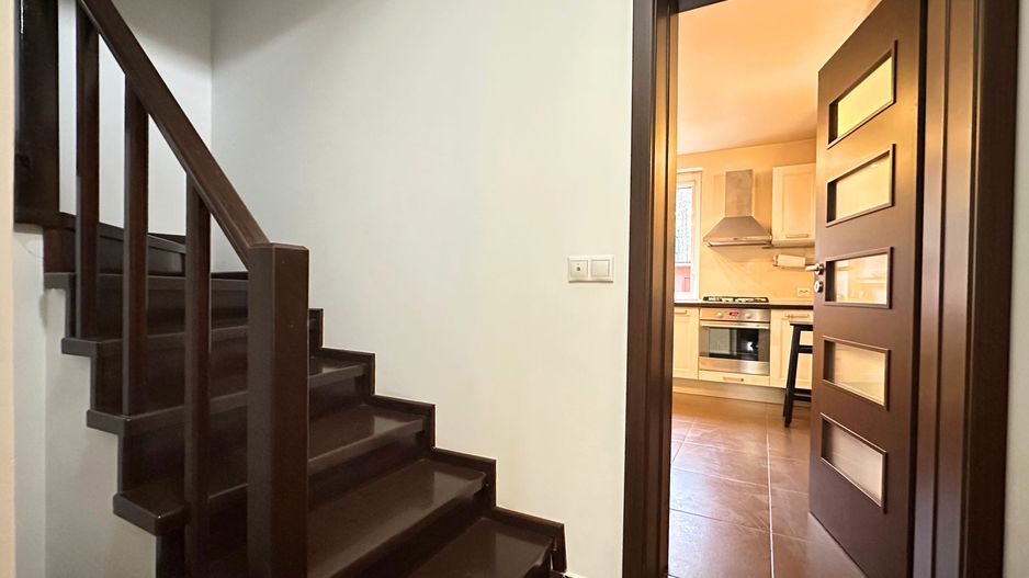 Închiriere casa duplex primitor creat pentru confort liniște și momente frumoase - Poză 14