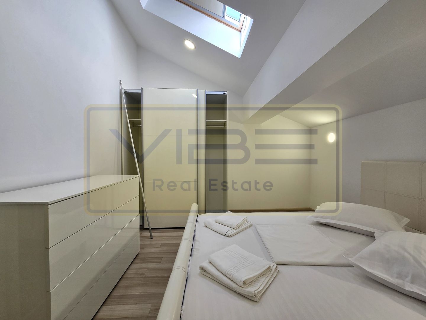 Piata Chirila- bloc nou- 3 camere - 550euro - Poză 9